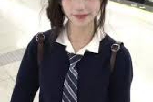打假网红盯上李亚鹏指出他就是个老赖做公益的行为都是假的