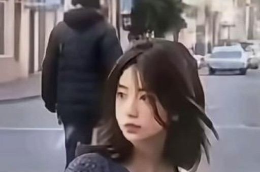不到24小时娱乐圈又出三大八卦顶流小花、男星带女儿见情人